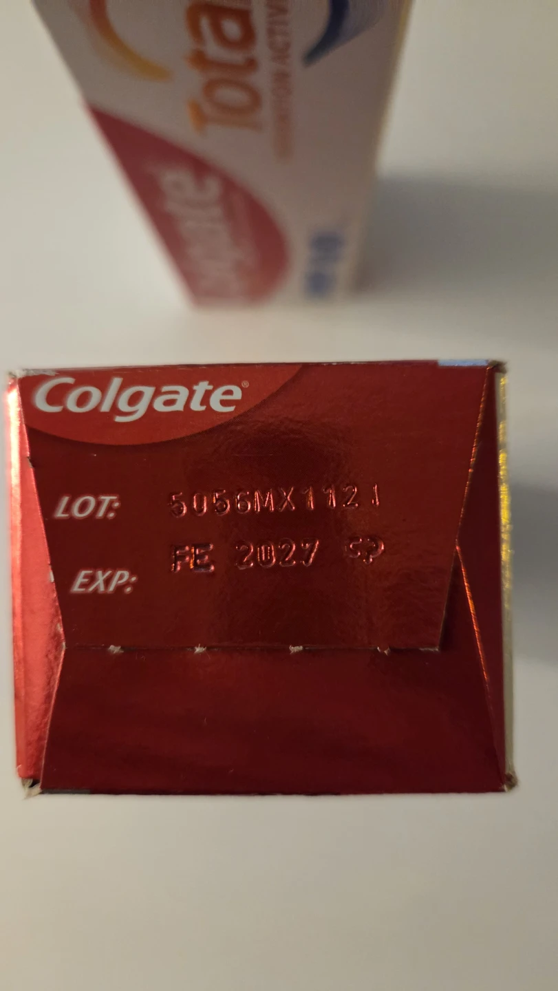 Colgate Total and Optic White Toothpaste Bundle - photo 5