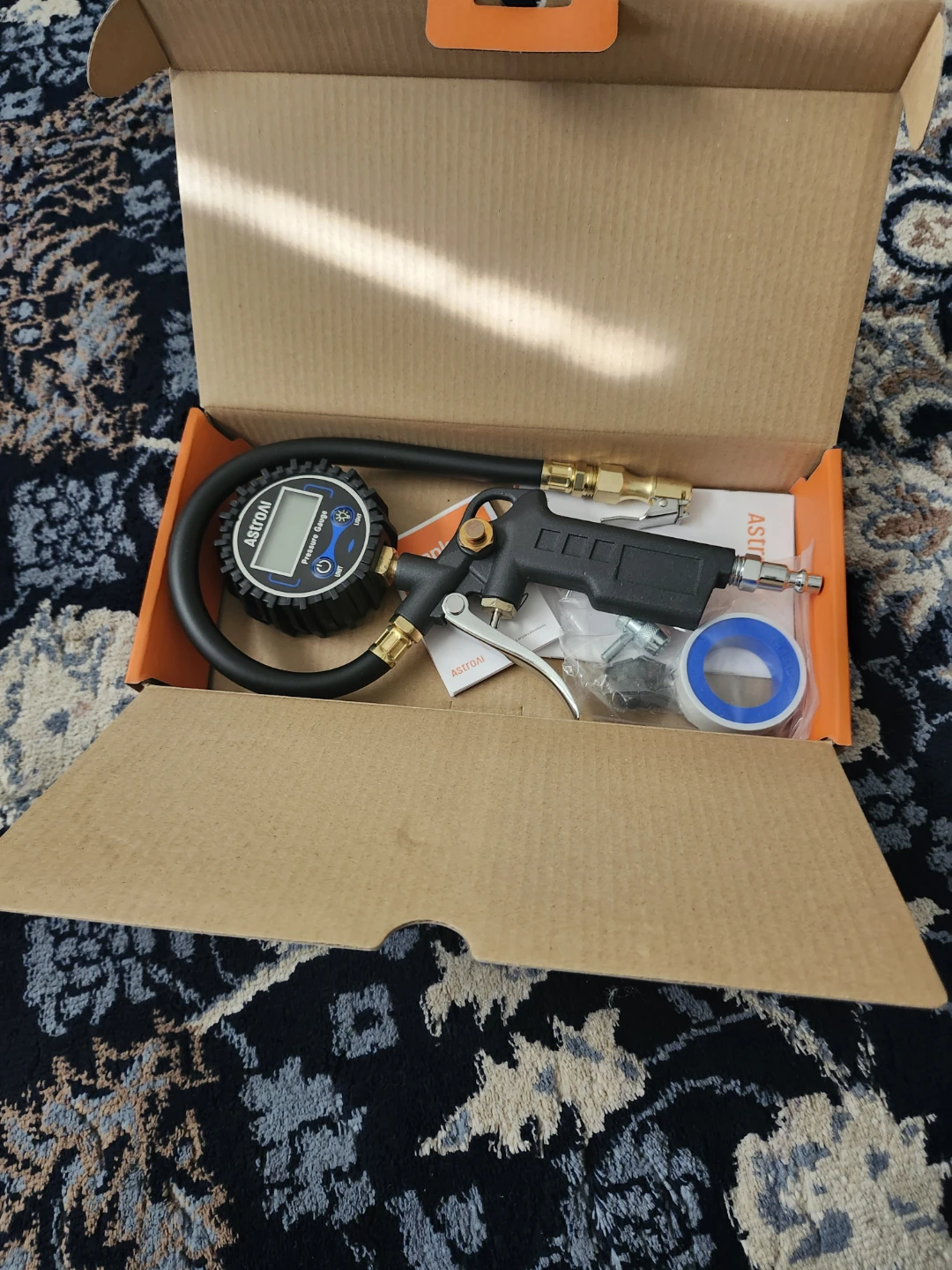 AstroAI Digital Tire Inflator Pressure Gauge GL-1402A - photo 4