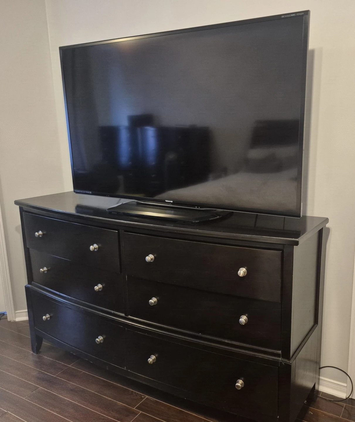 Elegant solid wood dresser/TV Stand
