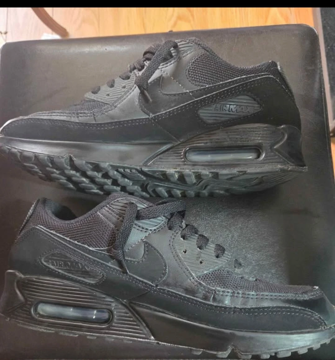 Nike Air Max 90 Black Size 9 US - photo 2