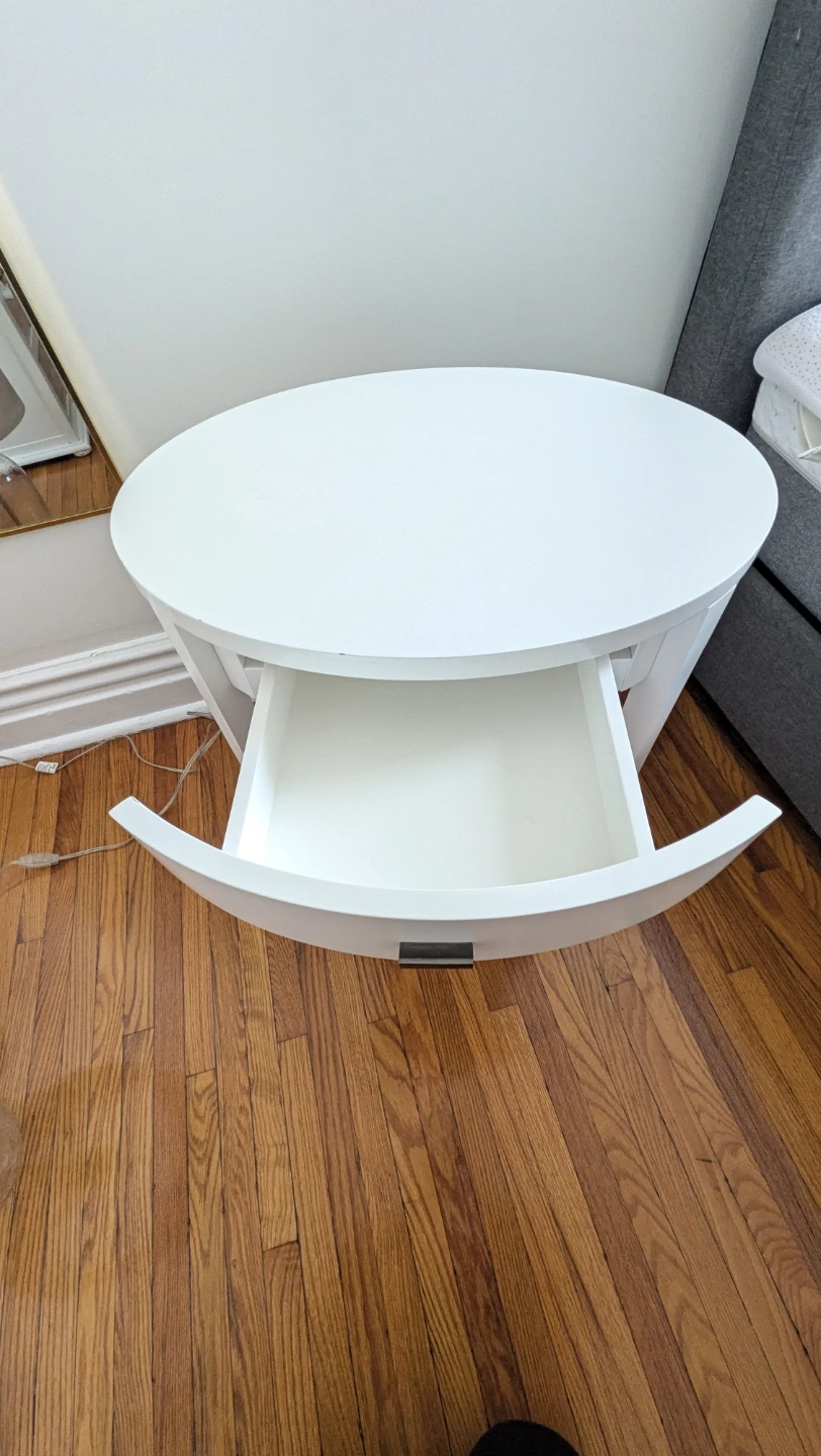 White oval nightstand with drawer - photo 3