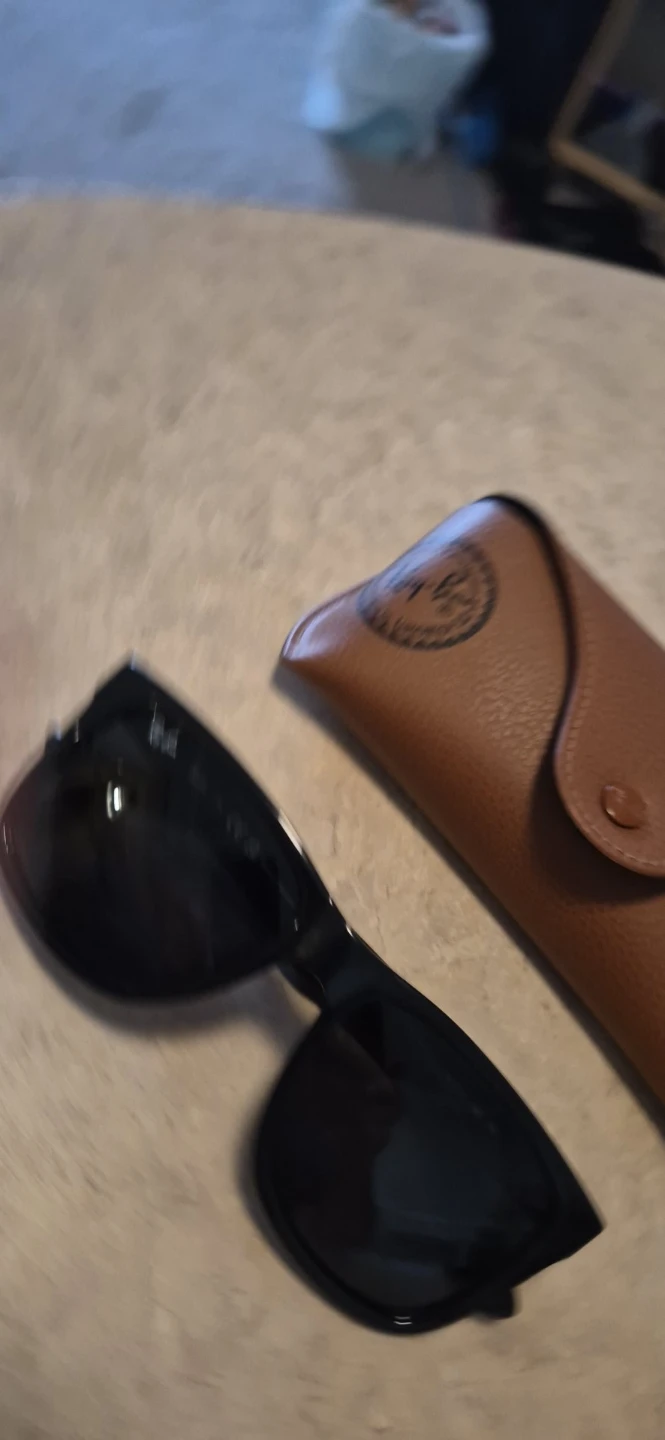 Original Ray-Ban Sunglasses with Case for Asians - photo 2