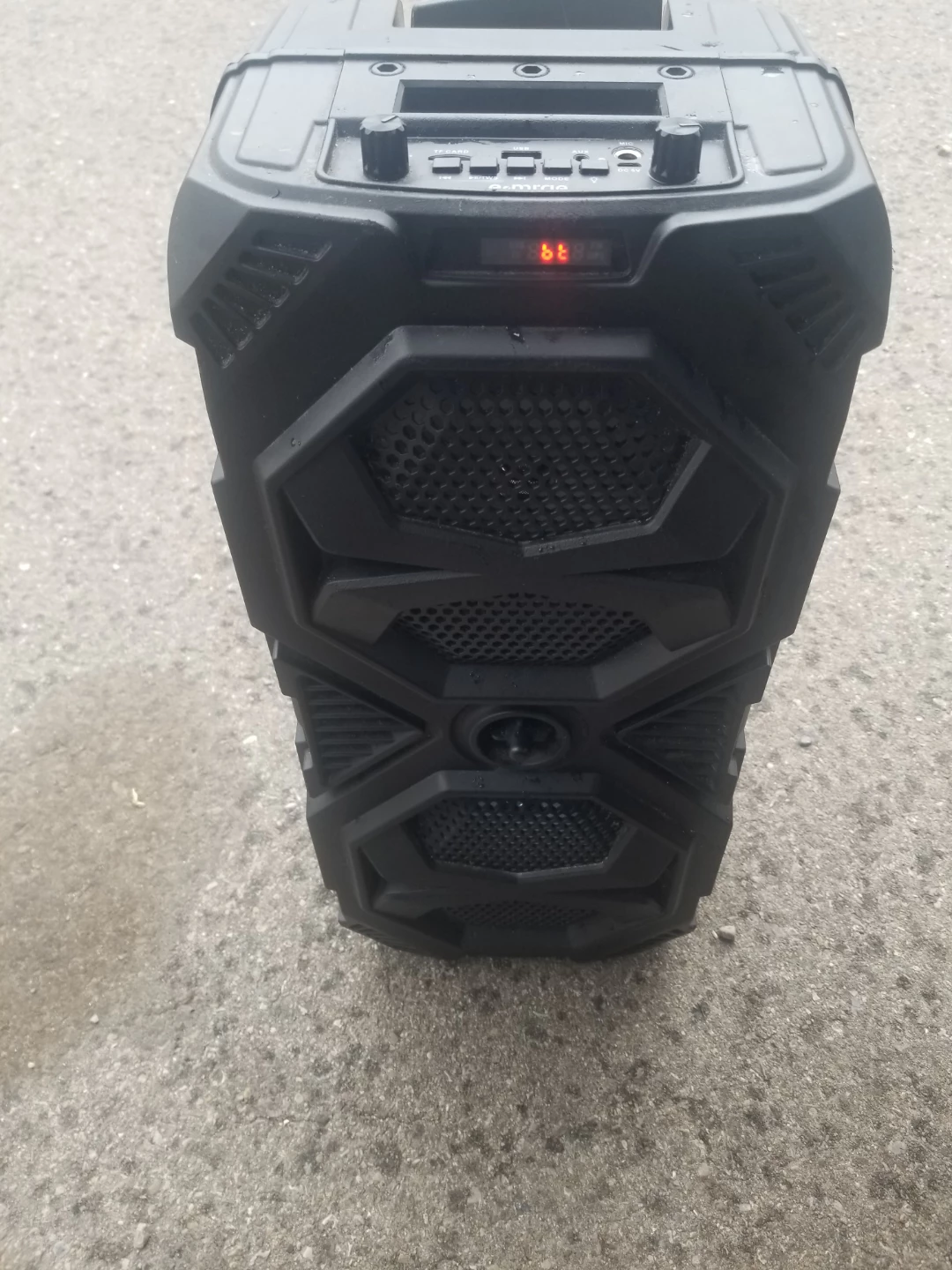 E-merge Portable Bluetooth Speaker - photo 2