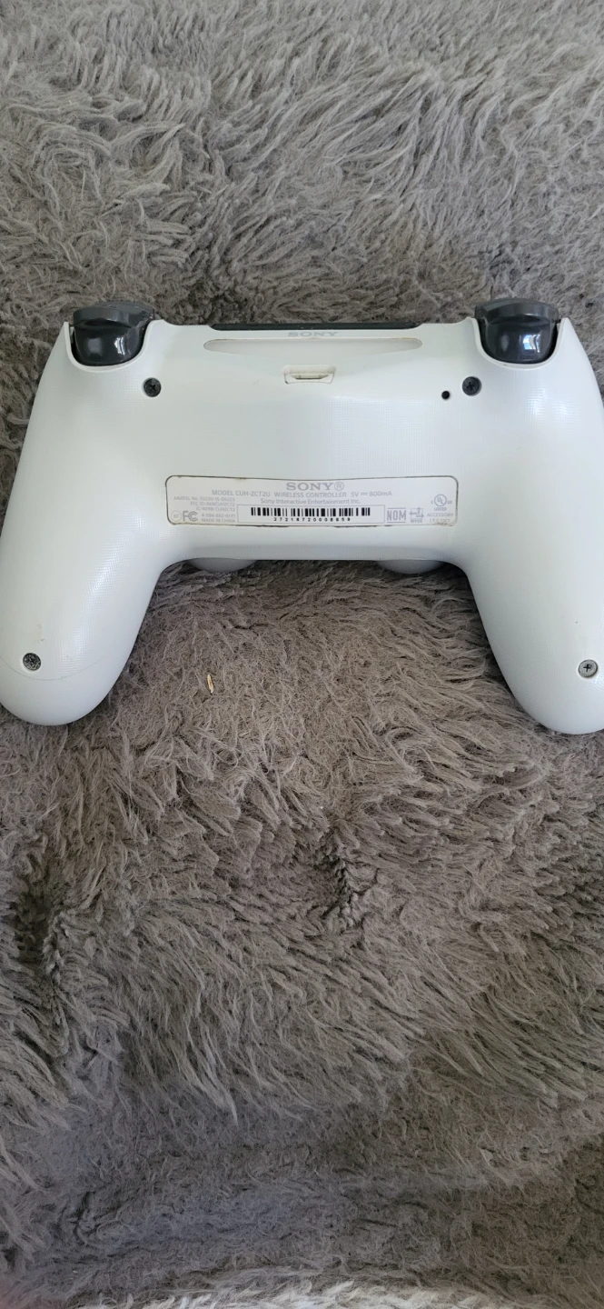 Silver ps4 controller - photo 2