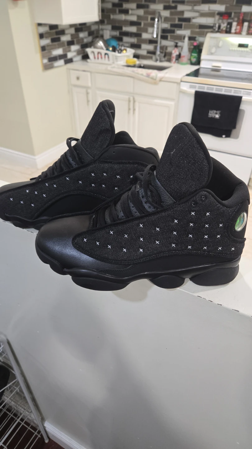 Air Jordan 13 Retro Wings Black Sneakers
