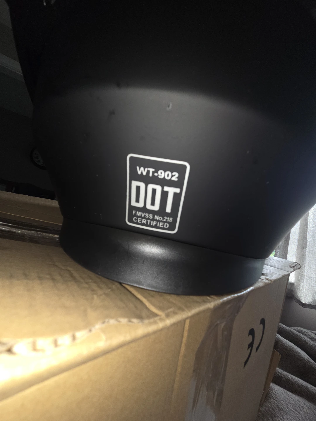 NEW IN BOX Matte Black WT-902 Motorcycle Helmet - photo 4
