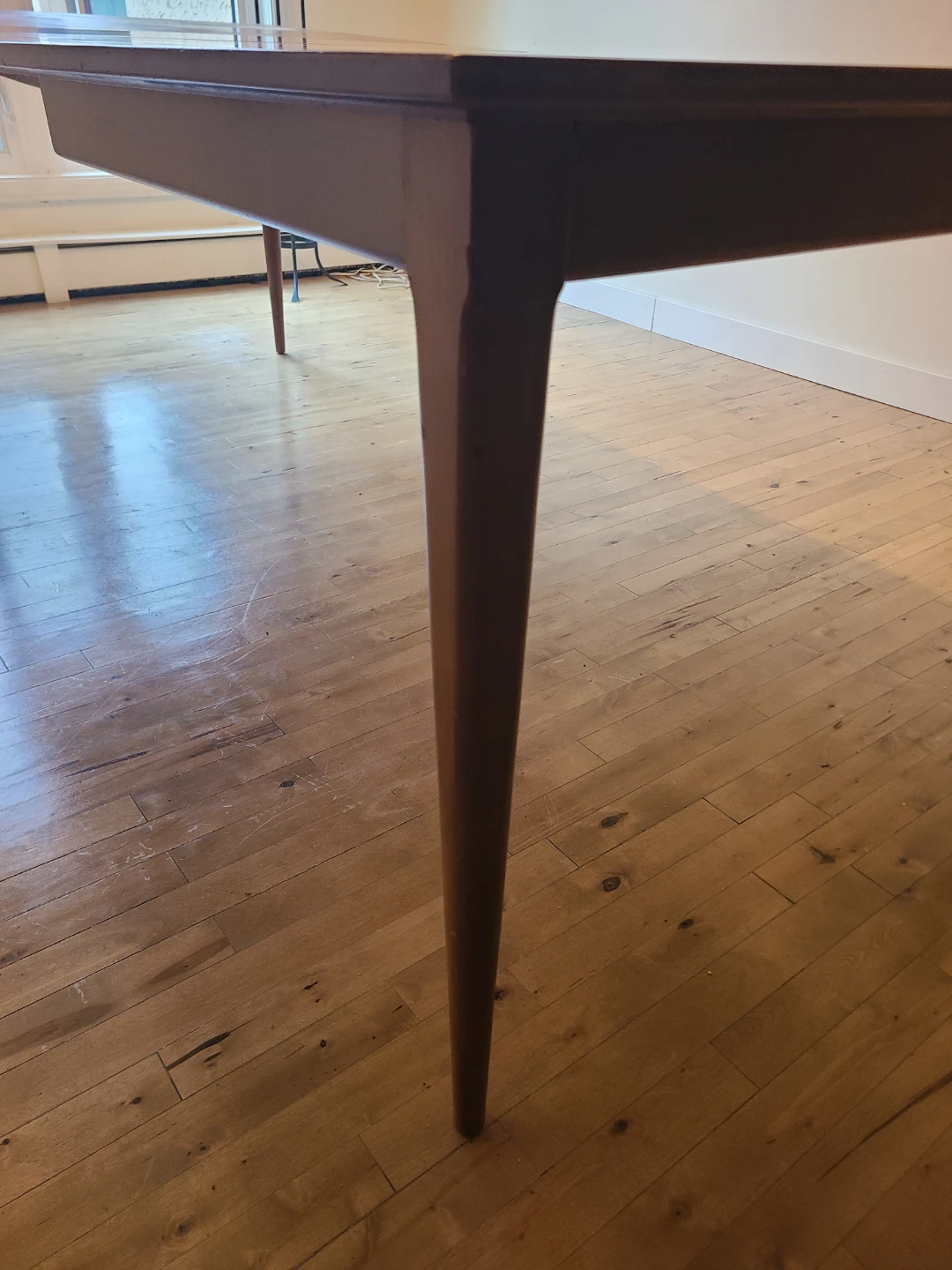 Mid-century 1965 Kentucky Wooden Dining Table - photo 3