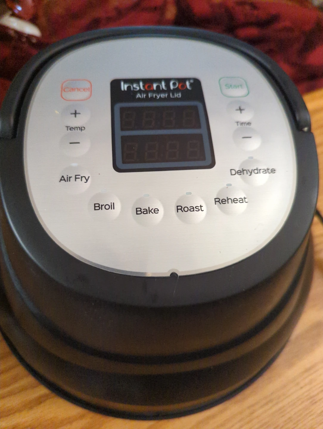 Instant Pot 6 Quart with Air Fryer Lid - photo 2