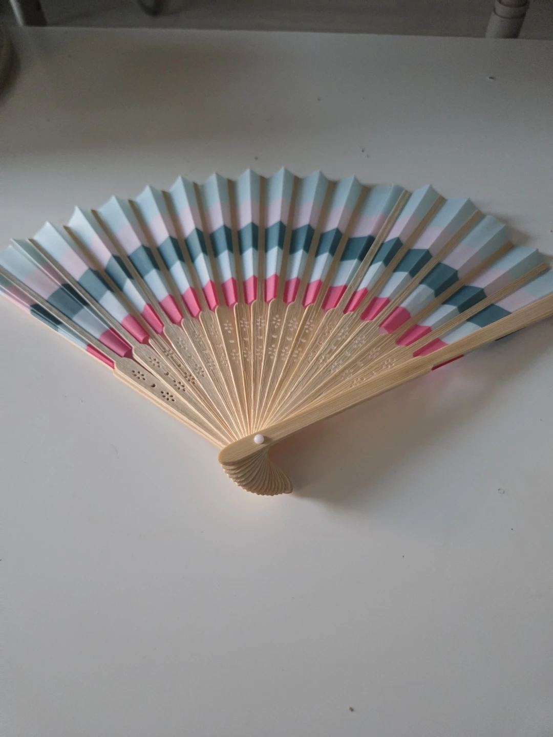 Striped Folding Hand Fan - photo 3