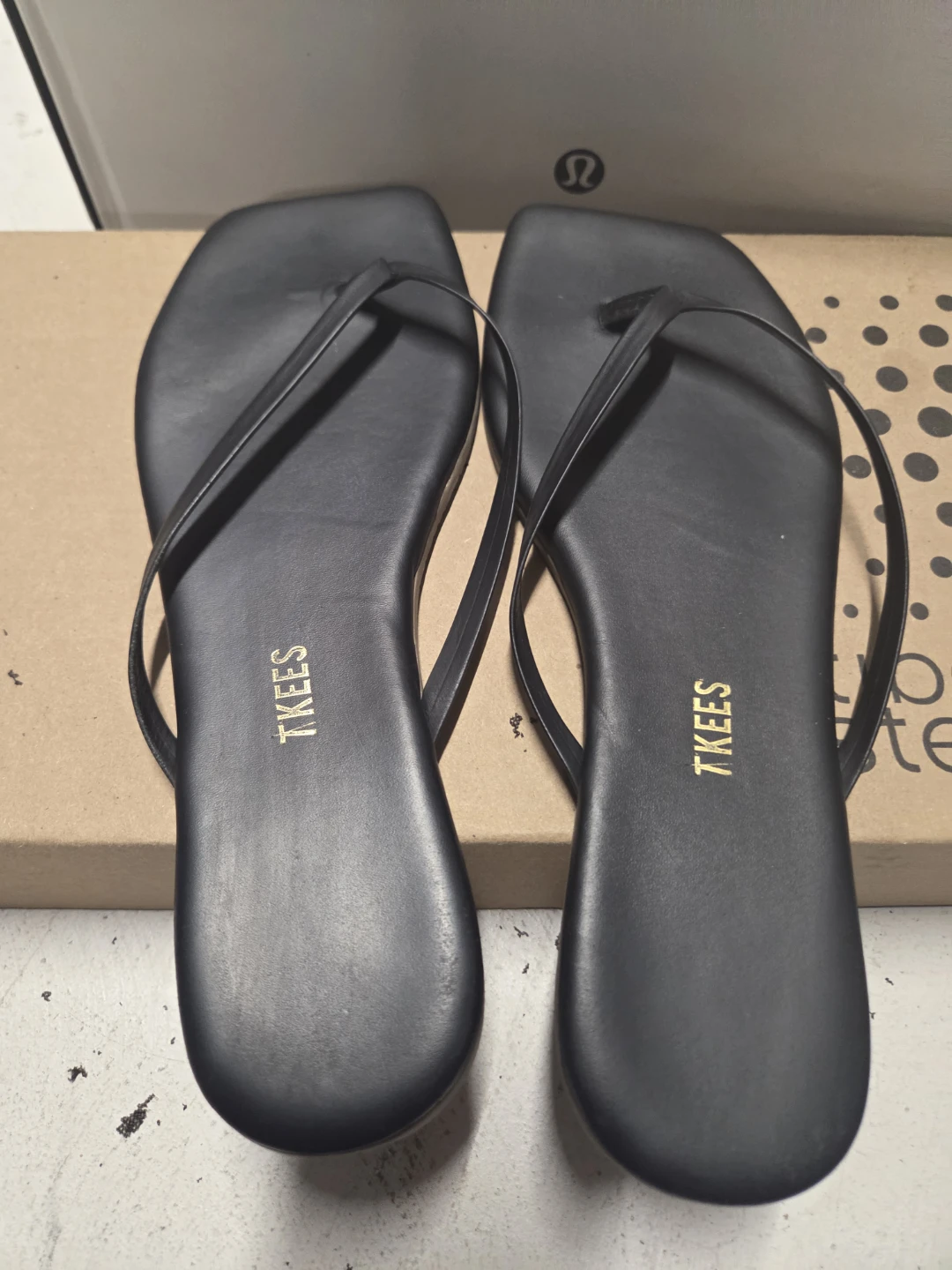 TKEES Black Flip Flops - photo 5