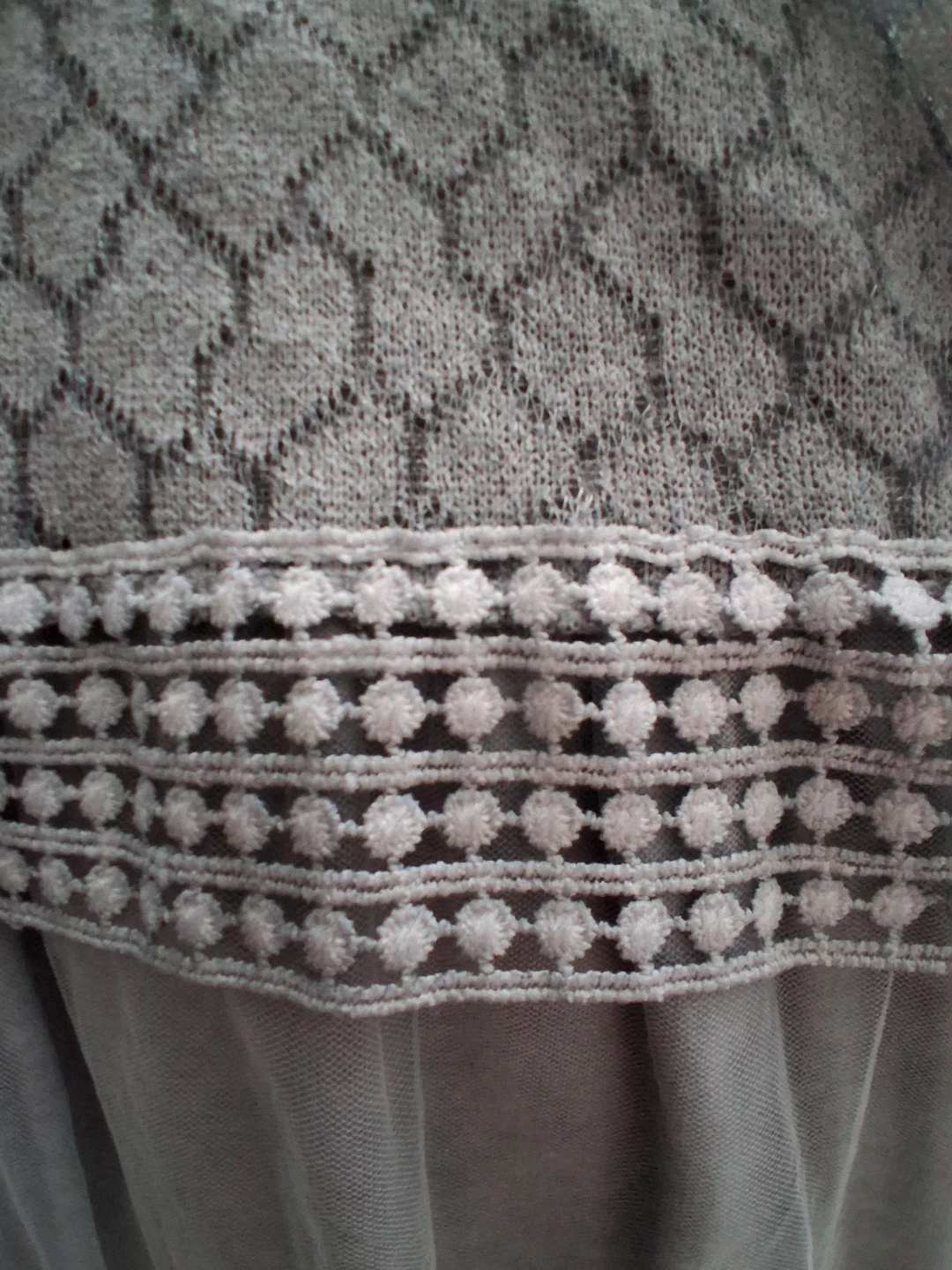🆕NWT Simply Couture Gray Embroidered Long Sleeve Dress - photo 5
