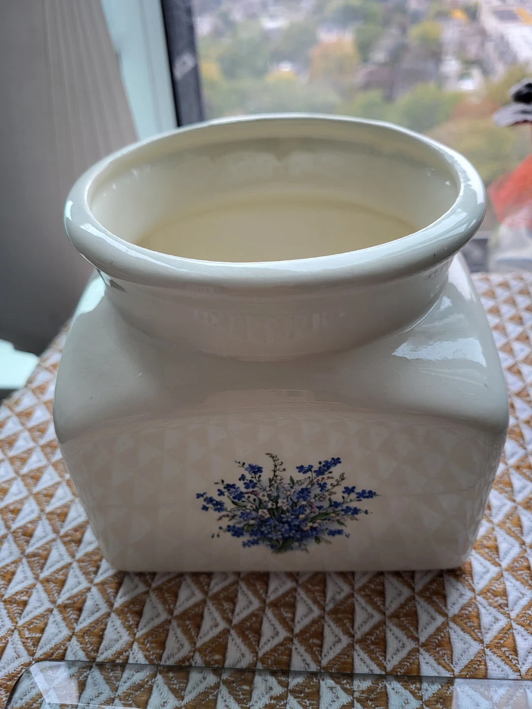 Ceramic Canister with Floral Detail - photo 3
