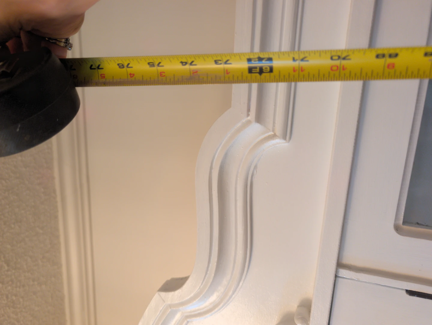 White Ornate Display Cabinet - photo 2