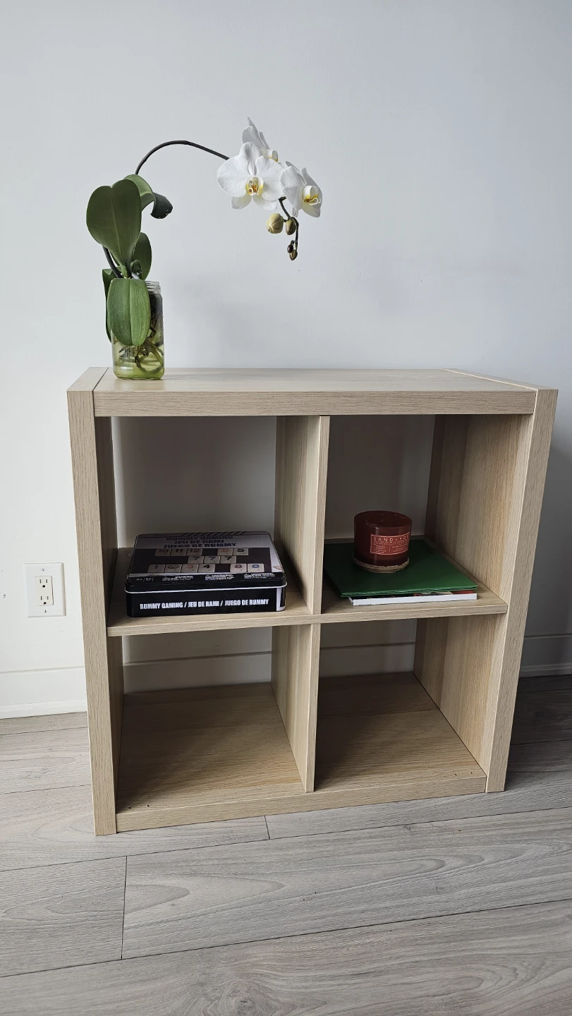 IKEA KALLAX 2x2 Shelf Unit – White Stained Oak Effect (Like New) - photo 4