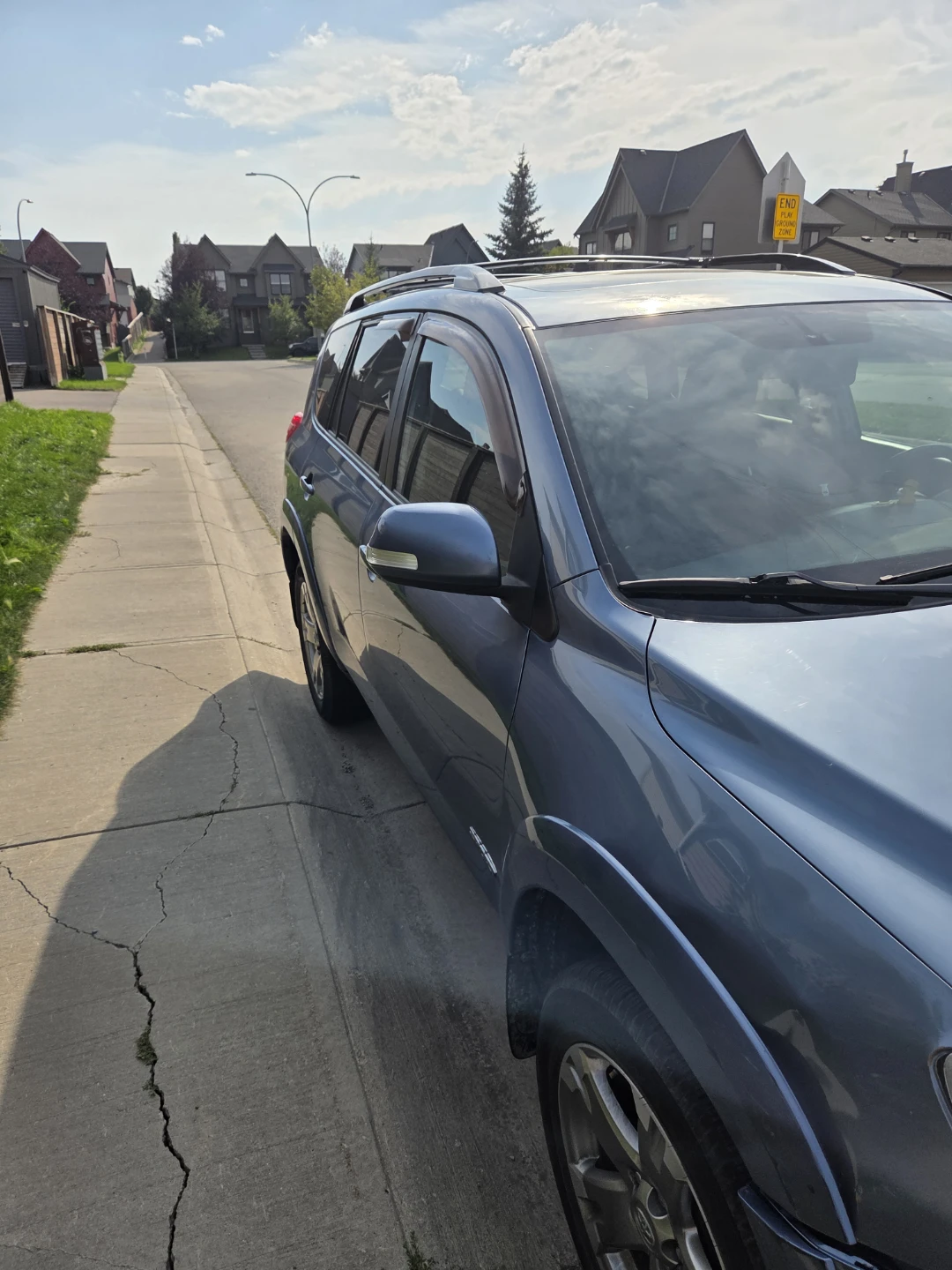 Toyota RAV4 4WD - photo 2