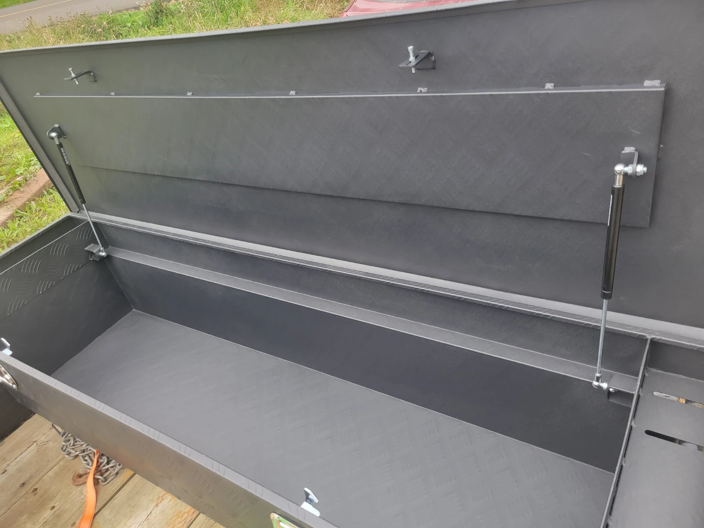 Yard Dog Aluminum Truck Tool Box - photo 2
