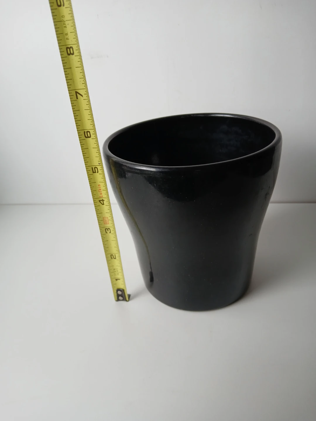 Set of Two Ceramic Planters. $6 EACH FIRM. - photo 4
