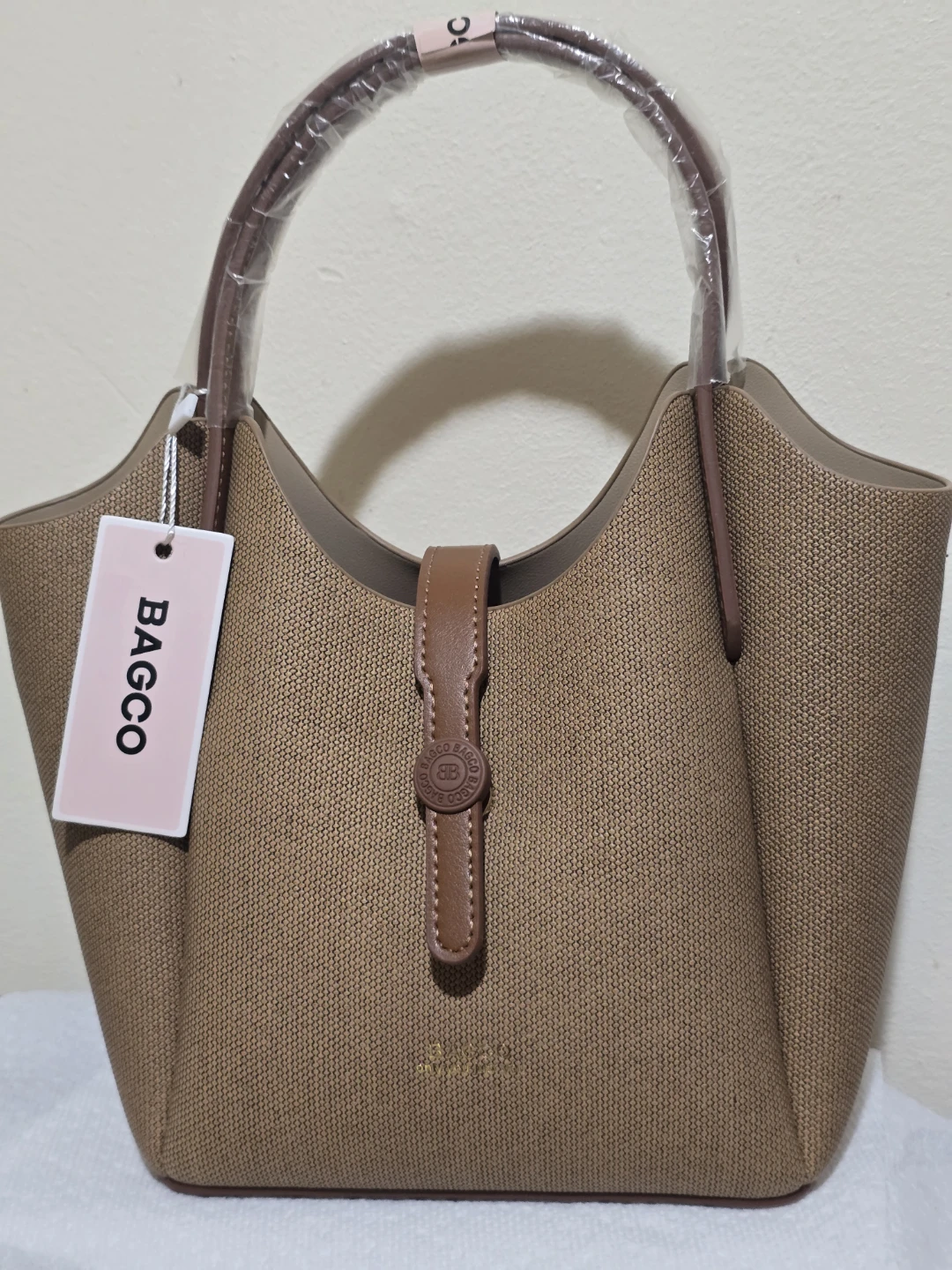 BAGCO Structured Medium Satchel Bag with Crossbody Strap