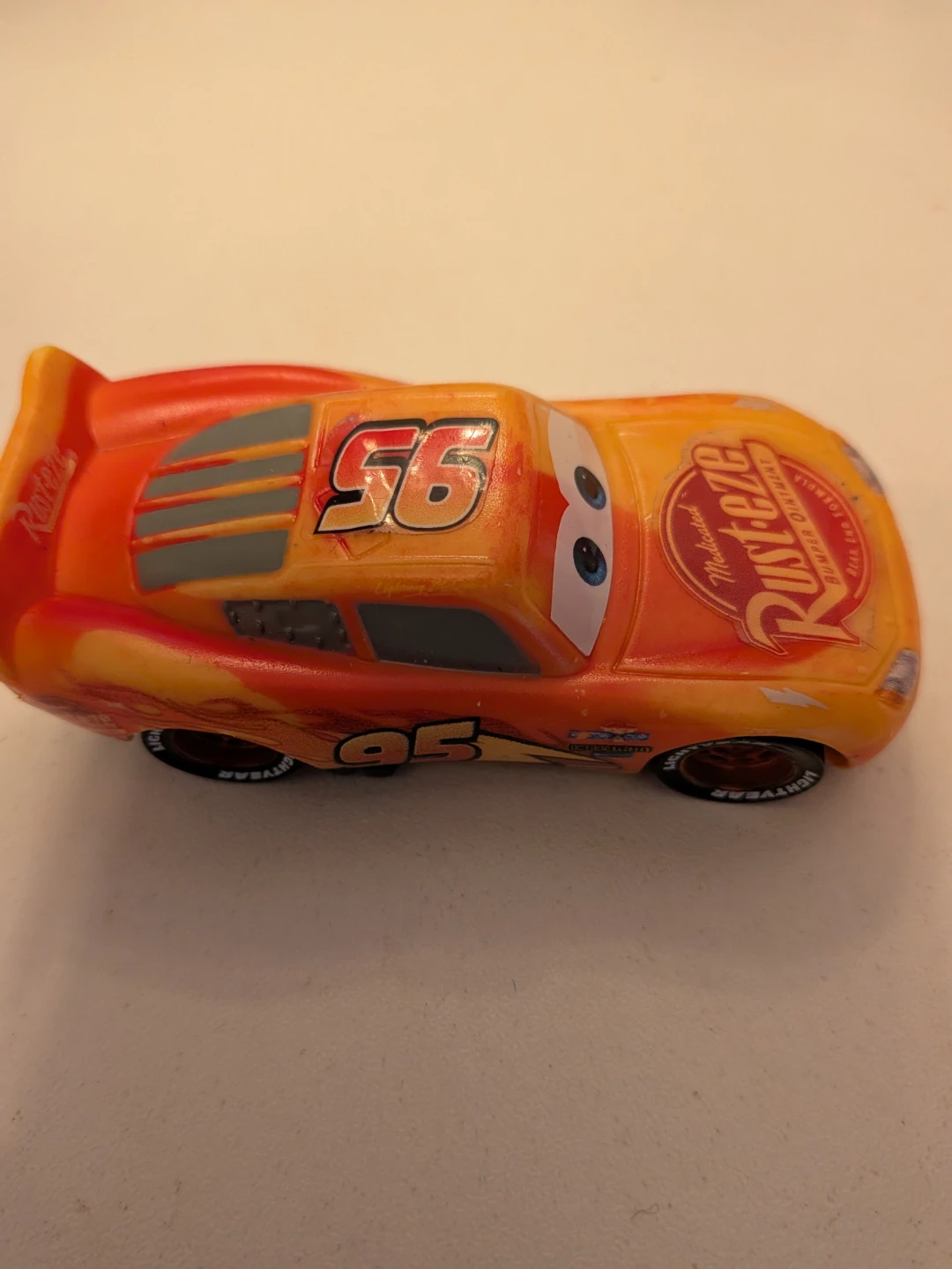Disney Pixar Cars Lightning McQueen Toy Car - photo 2
