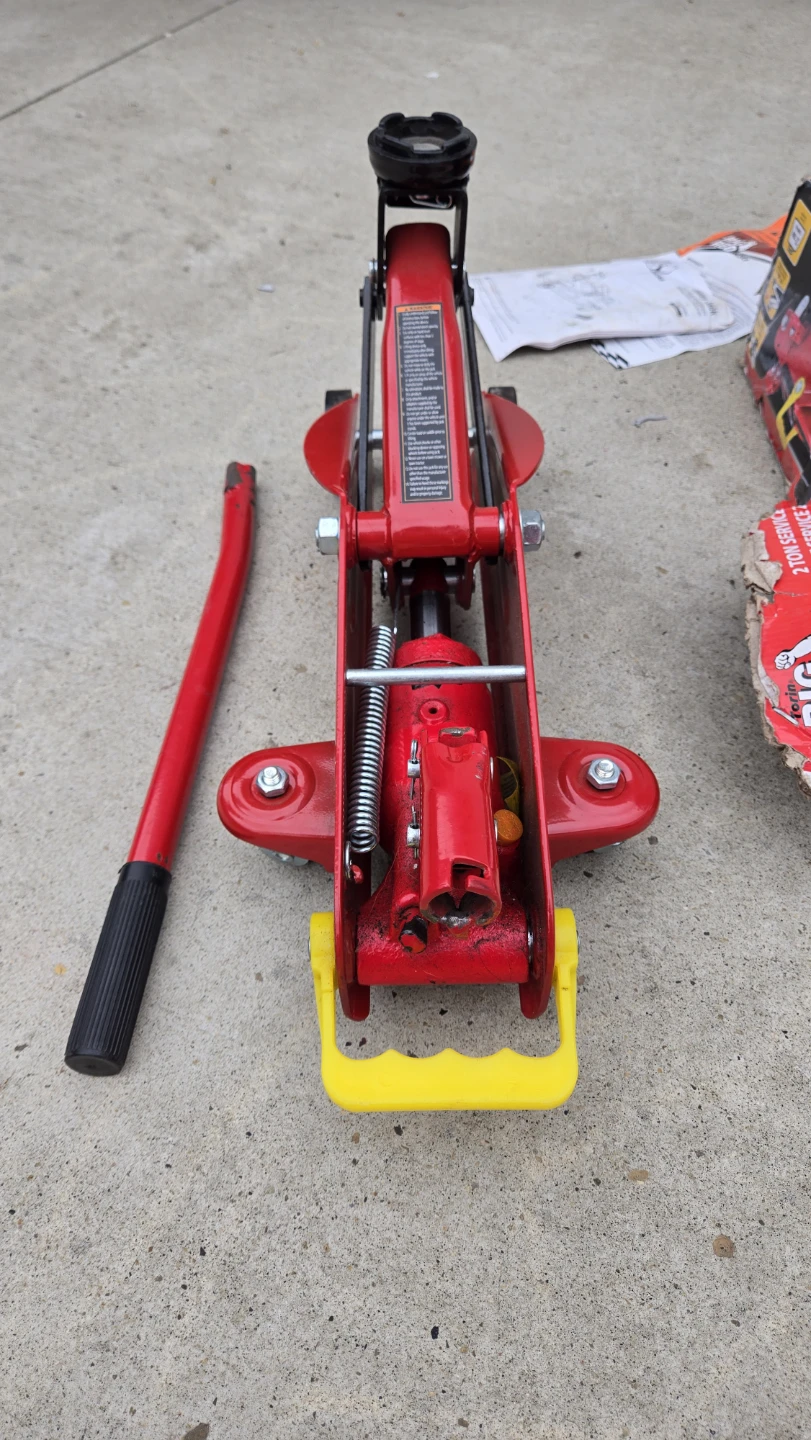 Torin Big Red Jacks 2 Ton Service Jack - photo 3