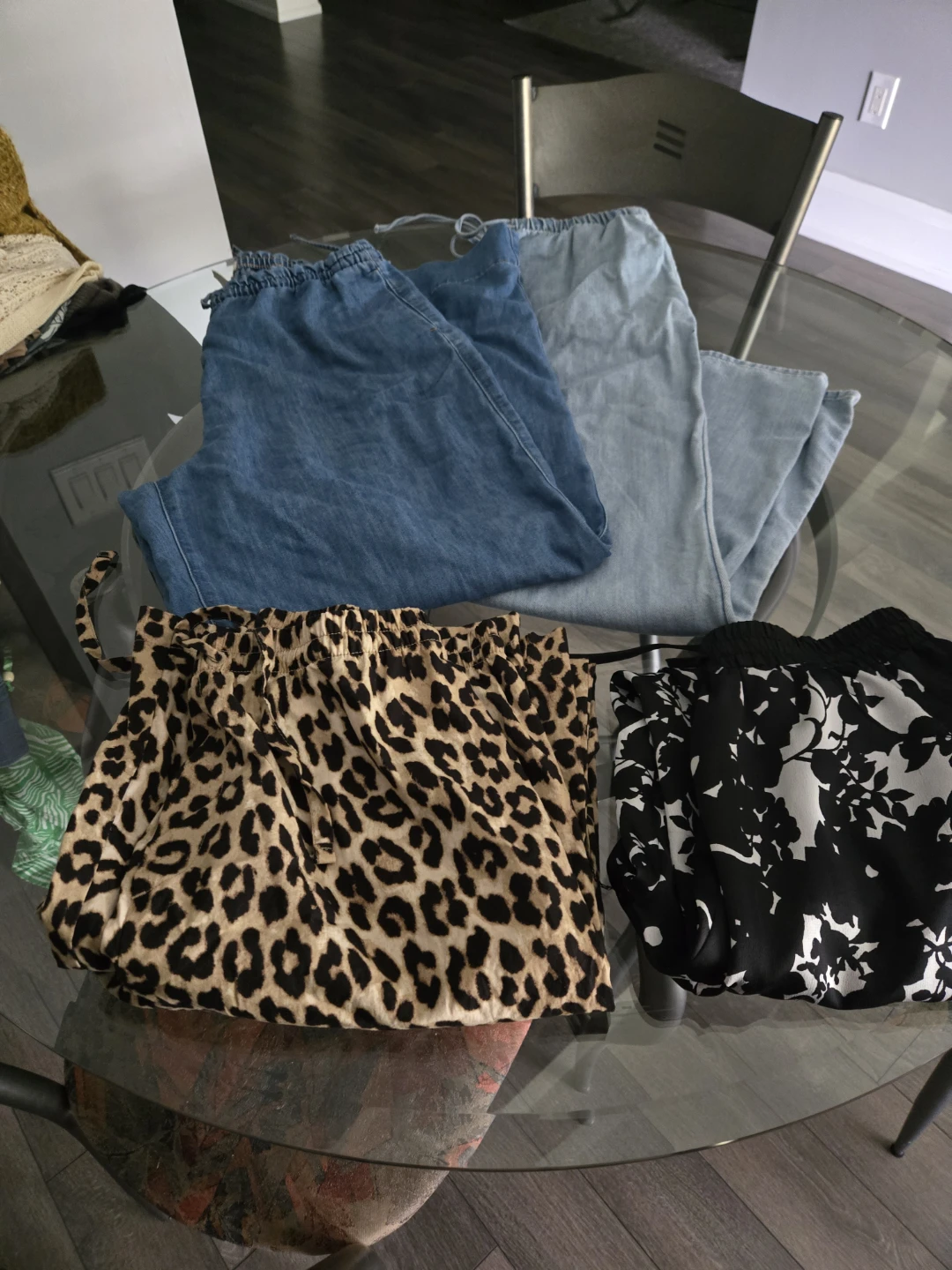 Women's jeans and pants