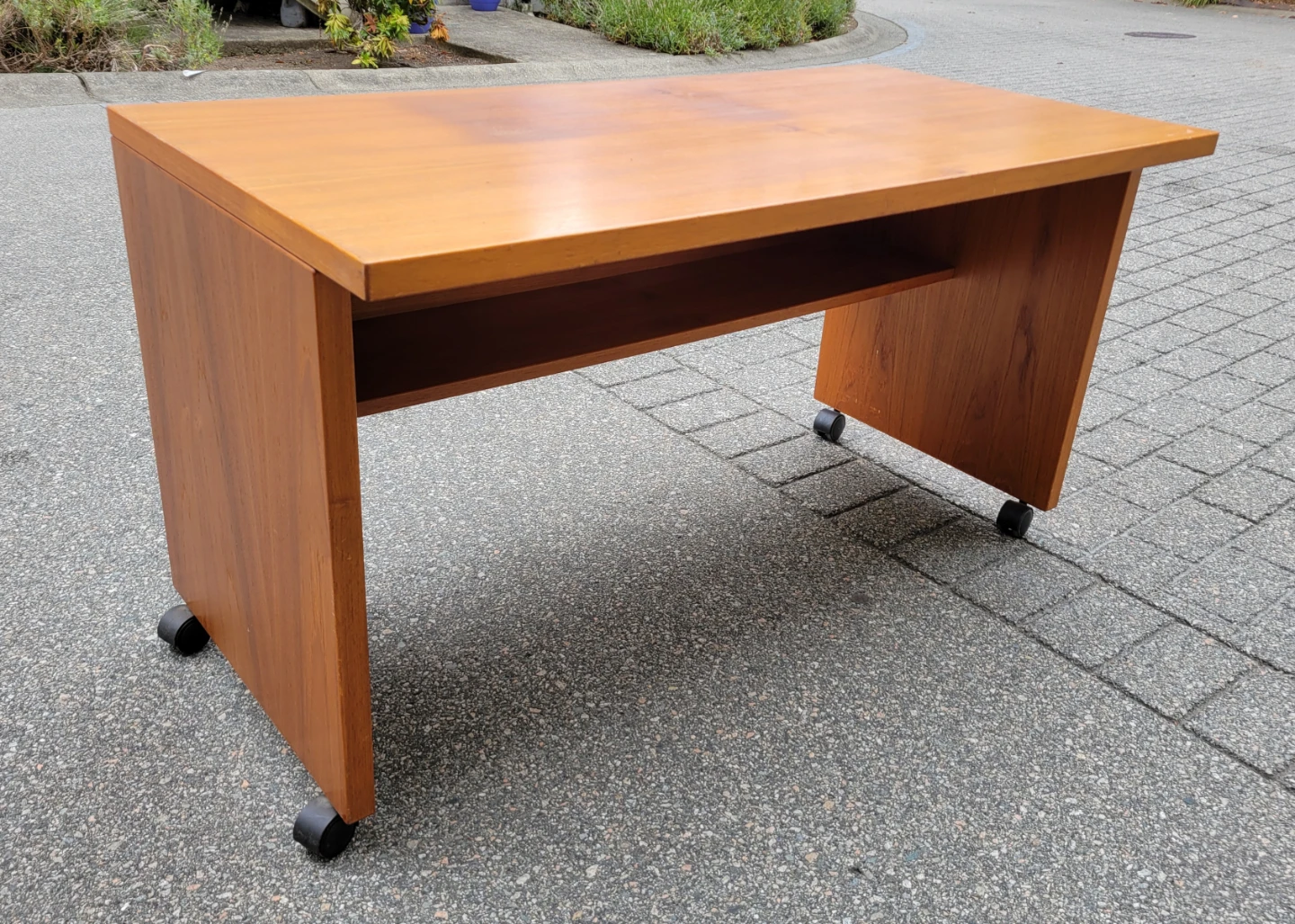 Mid-Century Modern Teak Desk on Casters (Danish Style) - photo 2