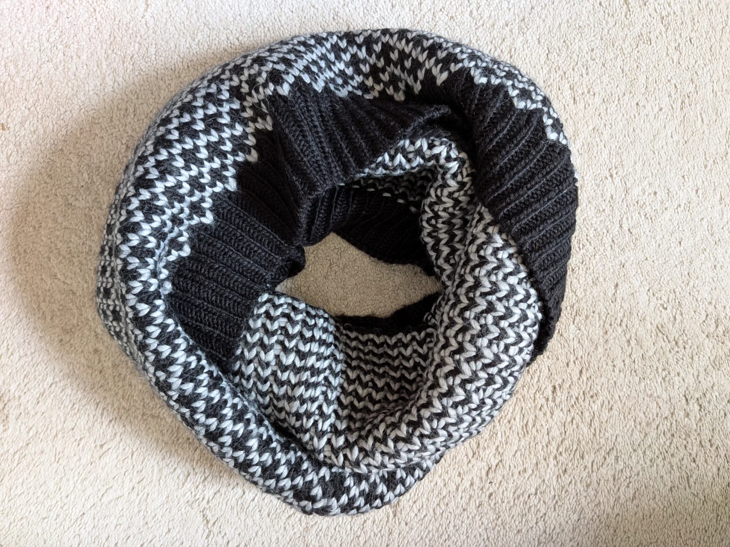 🏈Lululemon Knit Infinity Scarf - photo 2