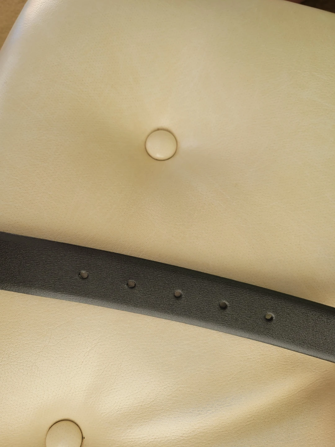 Authentic Burberry Black Leather Belt - photo 4