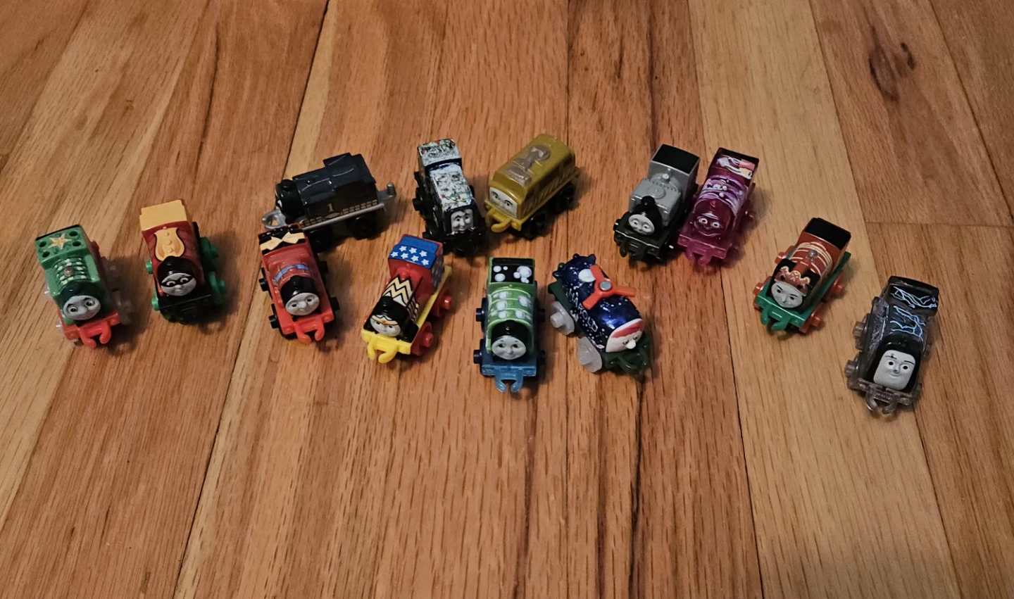 Set of 13 Thomas & Friends Minis Trains - photo 4