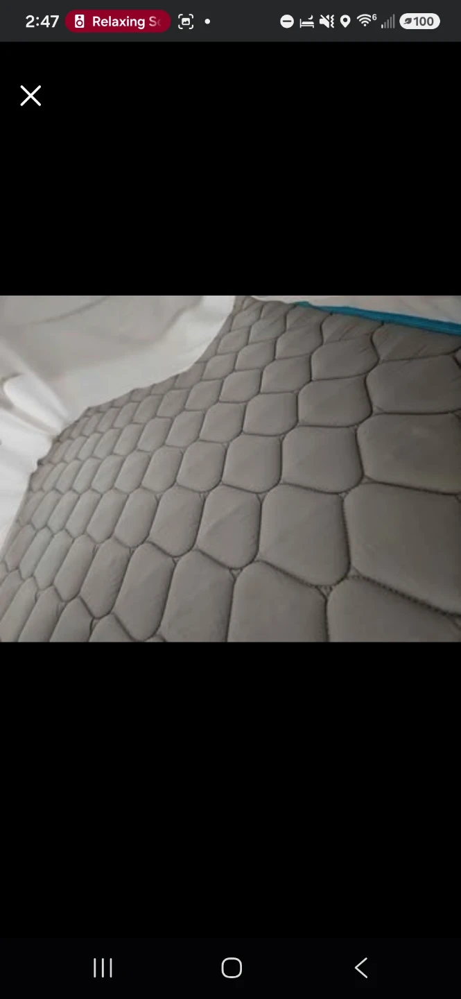 Ikea Trogen adjustable bed frame with TWIN mattresses - photo 3