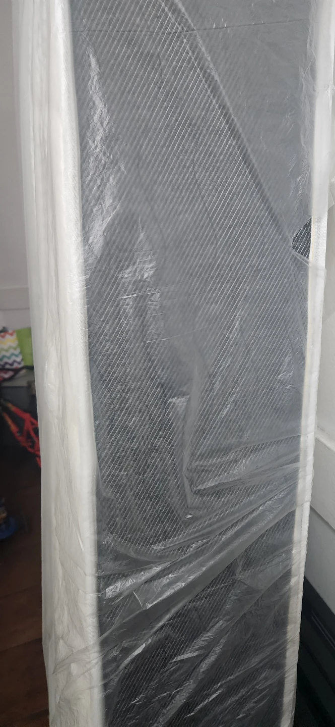 White Quilted Mattress.twin size - photo 2