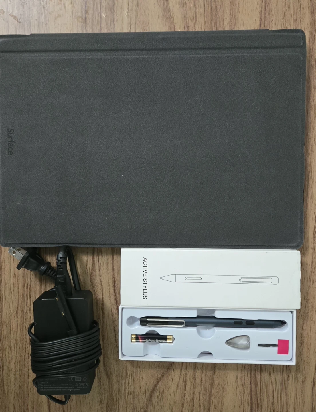 Microsoft Surface Pro 3 i5/8GB/256GB + Pen & Accessories