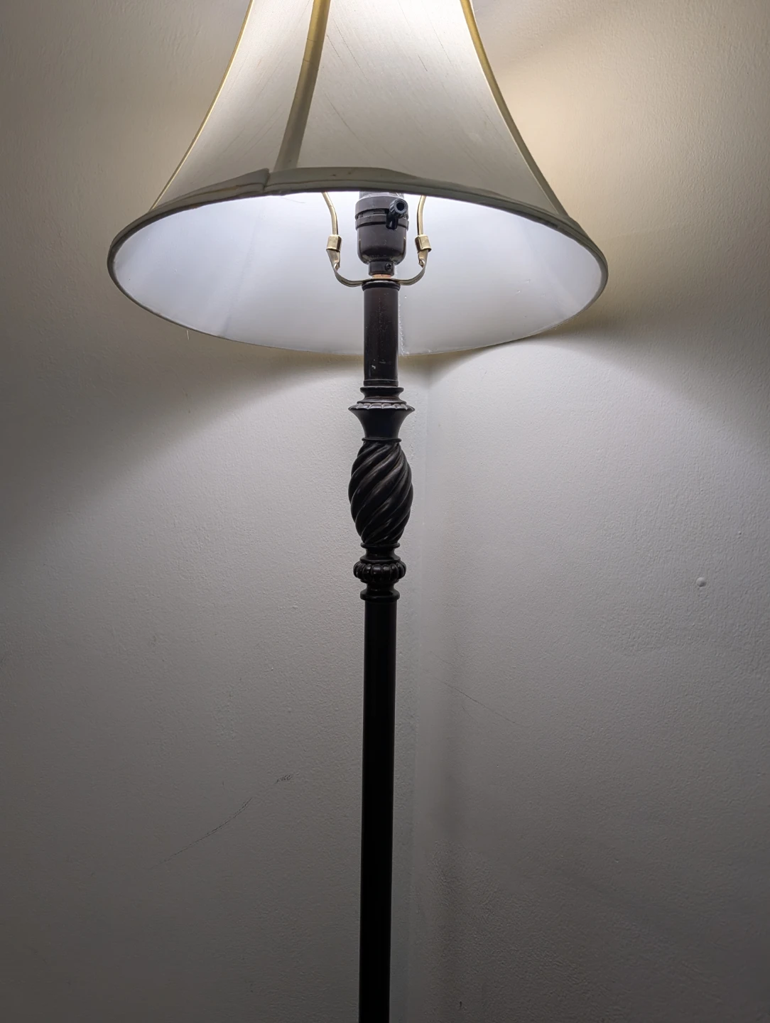 Moving out sale -Twisted Column Floor Lamp
