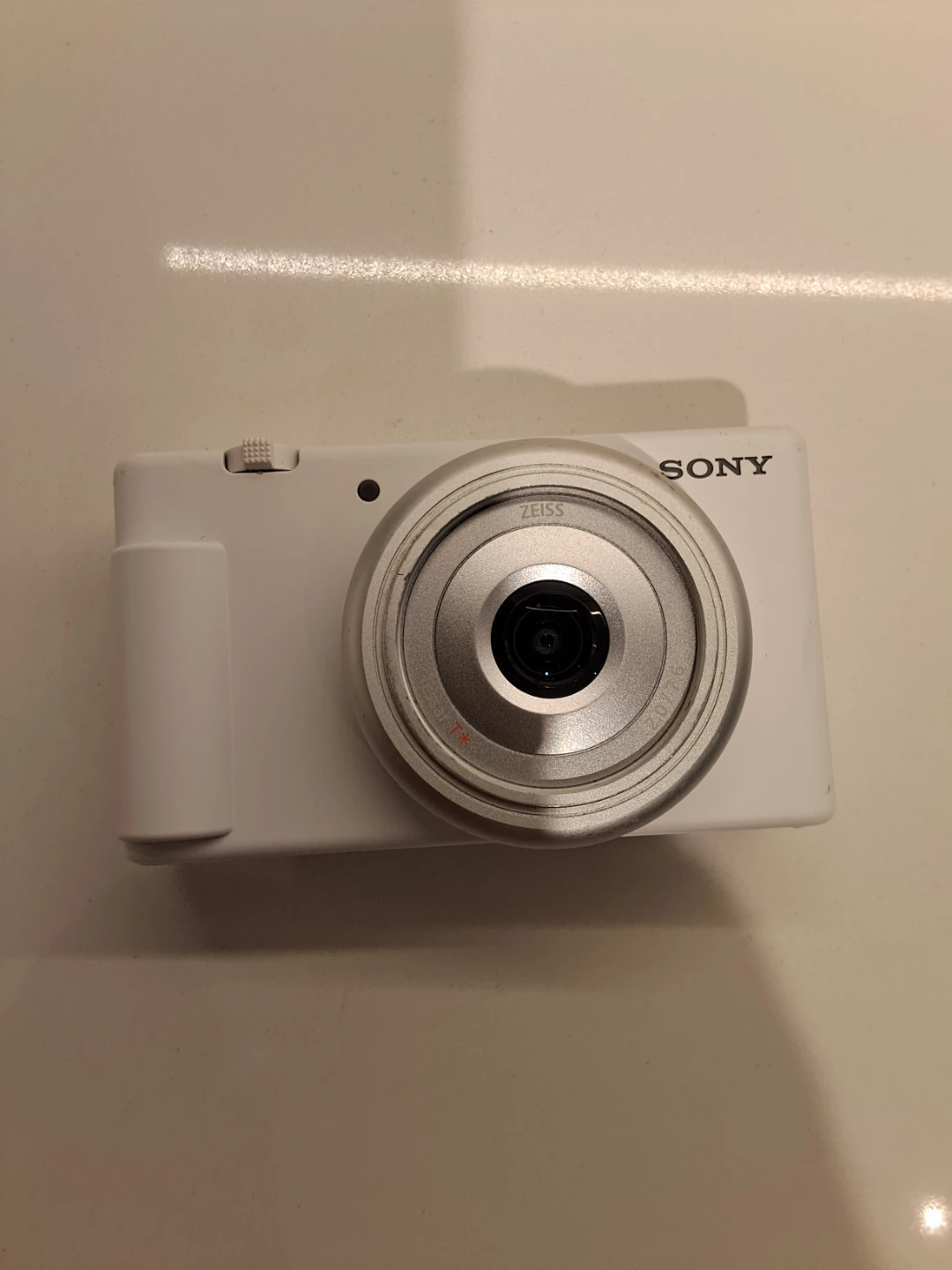 Sony ZV-1F Vlogging Camera - White