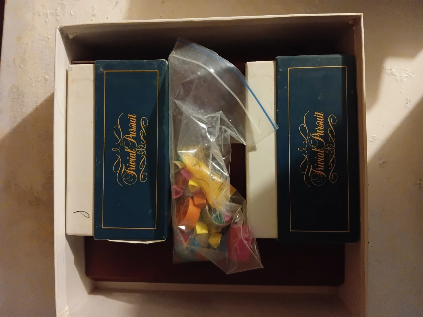 Trivial Pursuit Master Game Genus Edition - photo 3