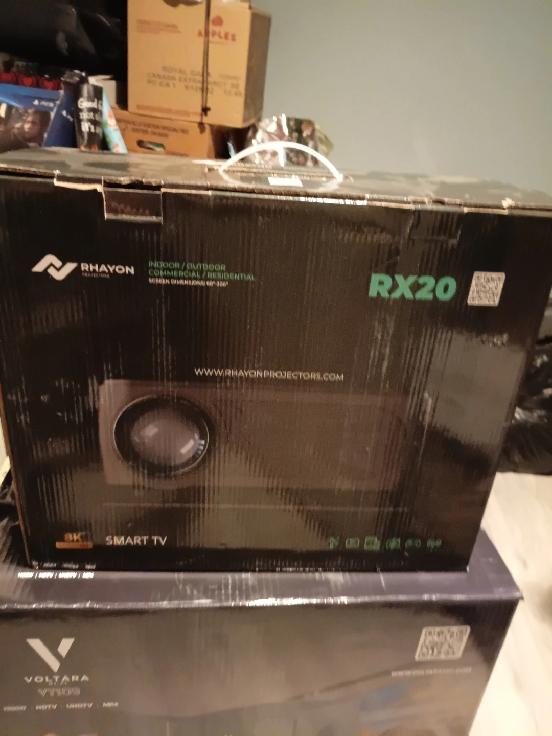 Rhayon RX20 Smart Projector