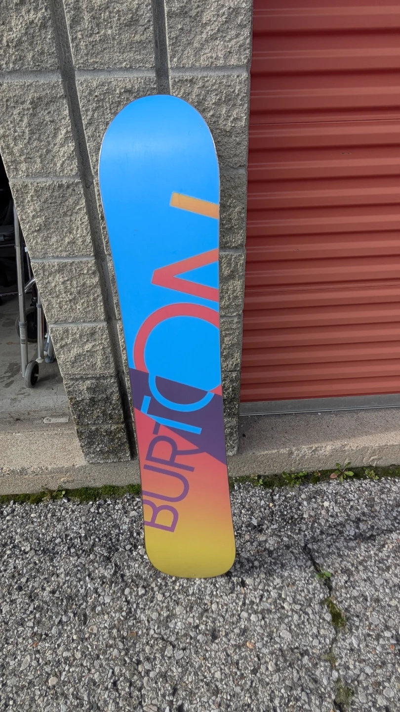 Burton Feelgood Smalls Flying V 134cm Snowboard - photo 2