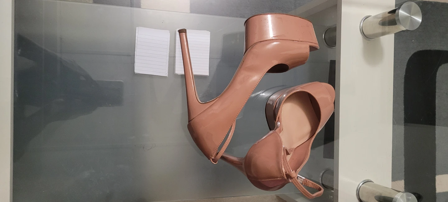 Steve Madden Nude Patent Heels - photo 4