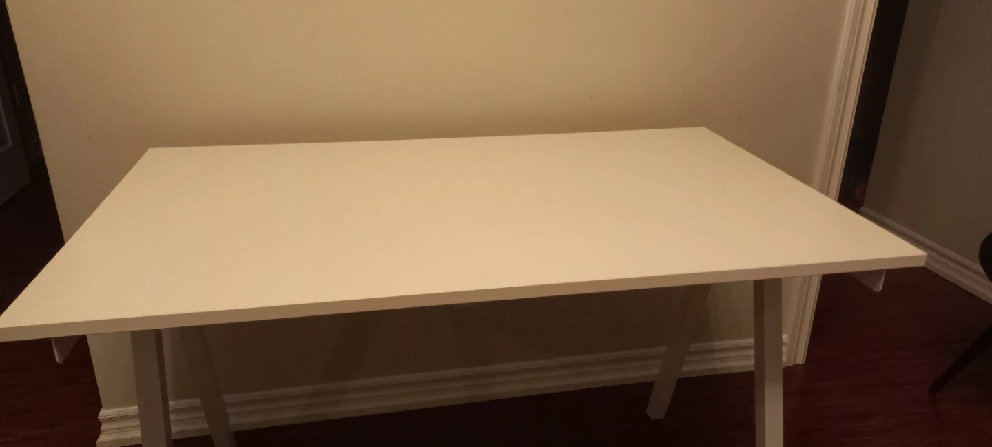 IKEA white desk - photo 3