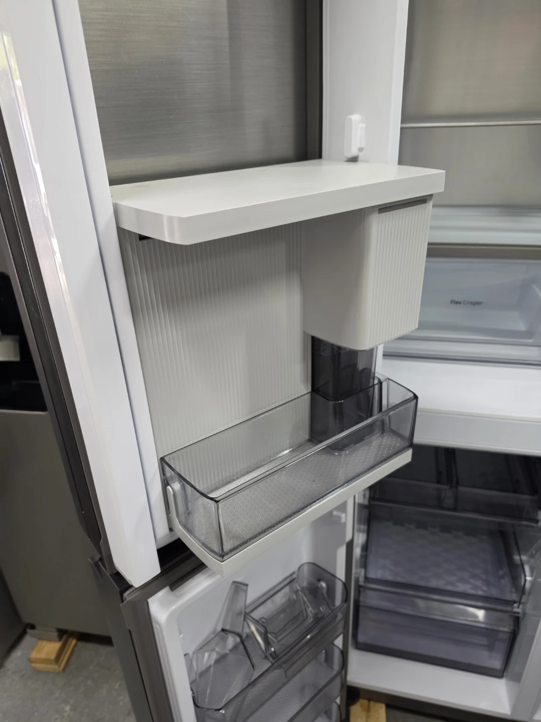 Samsung Bespoke 4-Door French Door Refrigerator - photo 4
