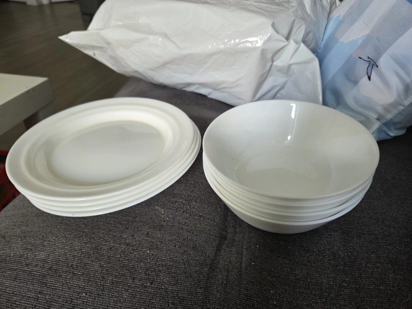 Set of White Plates and Bowls - photo 4
