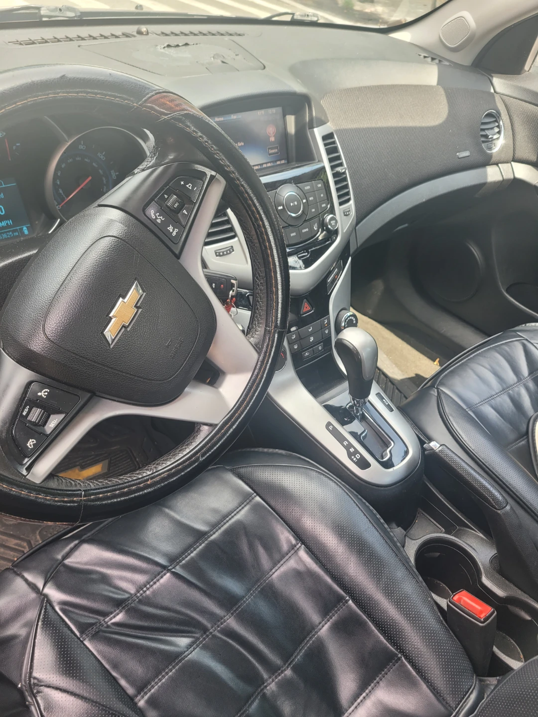 Car for sale cevy cruz 2014 - photo 3