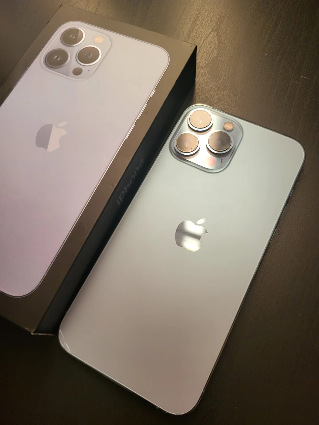 iPhone 13 Pro Max - photo 2