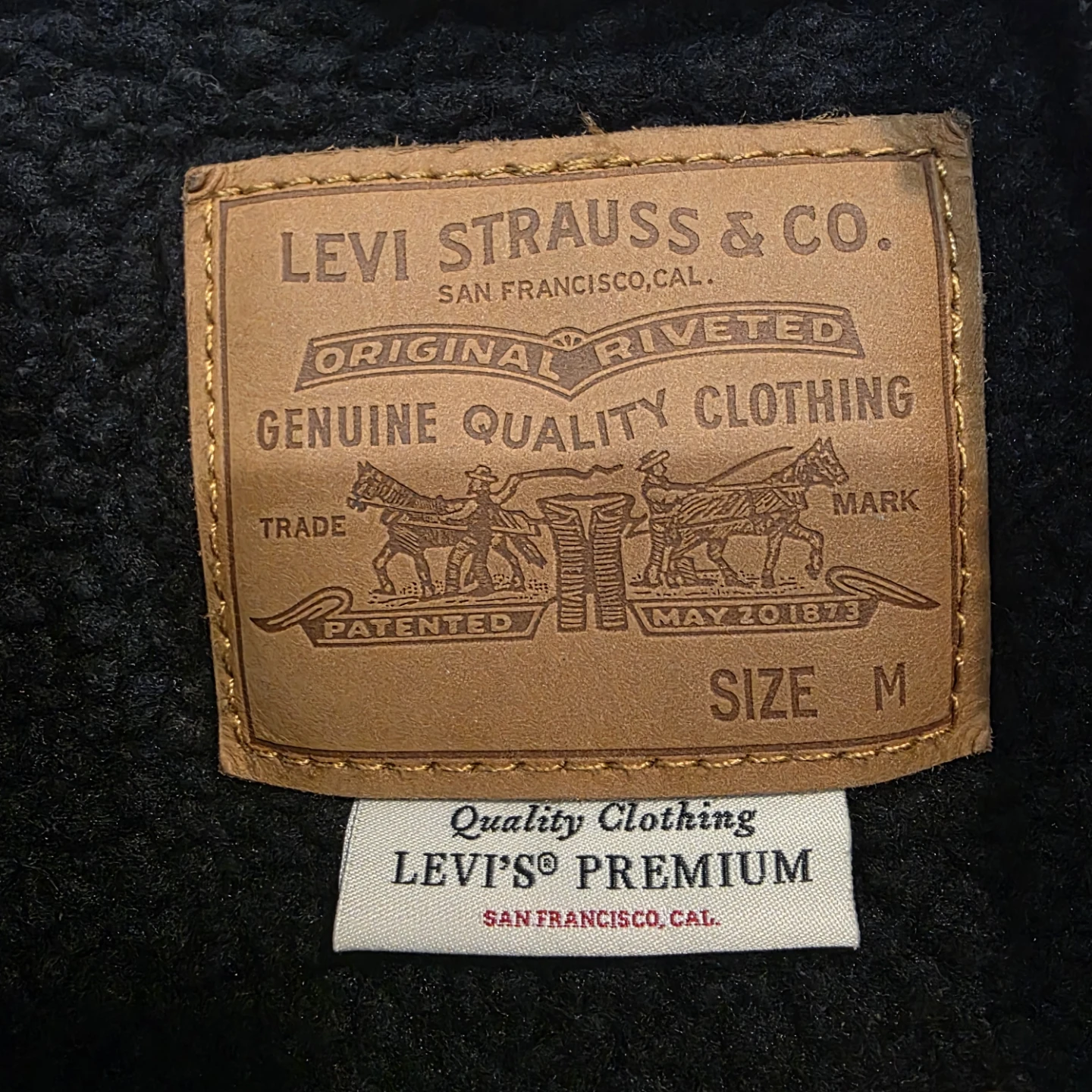 Levi's Premium Sherpa Lined Denim Trucker Jacket - Blk size M - photo 4