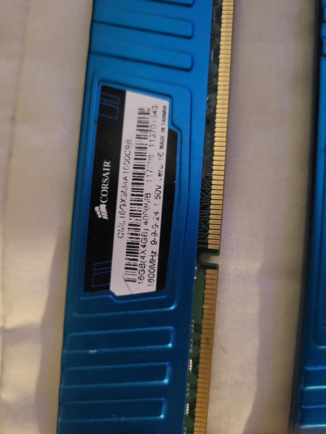 Corsair 16GB (4x4GB) DDR3 RAM Kit - photo 2