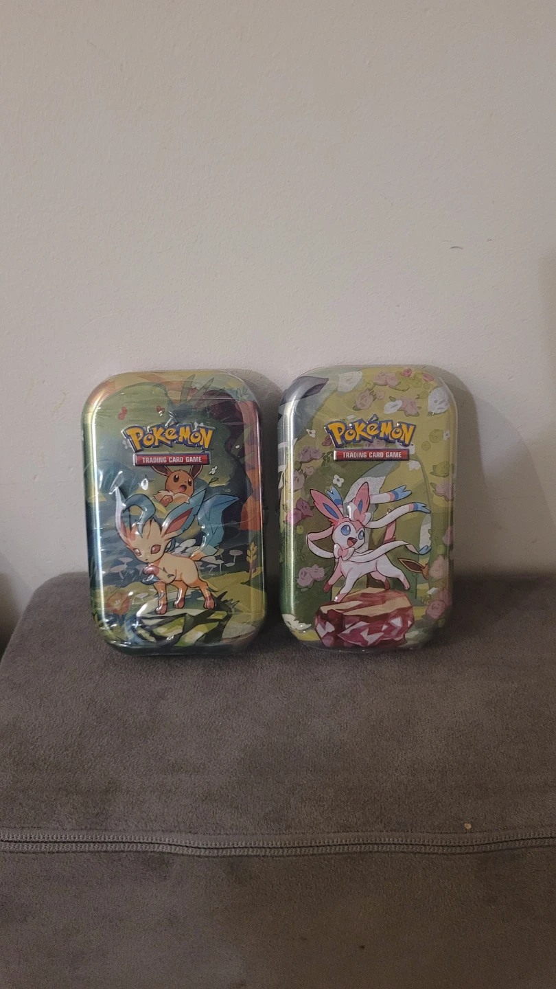 Pokemon TCG Prismatic Tin