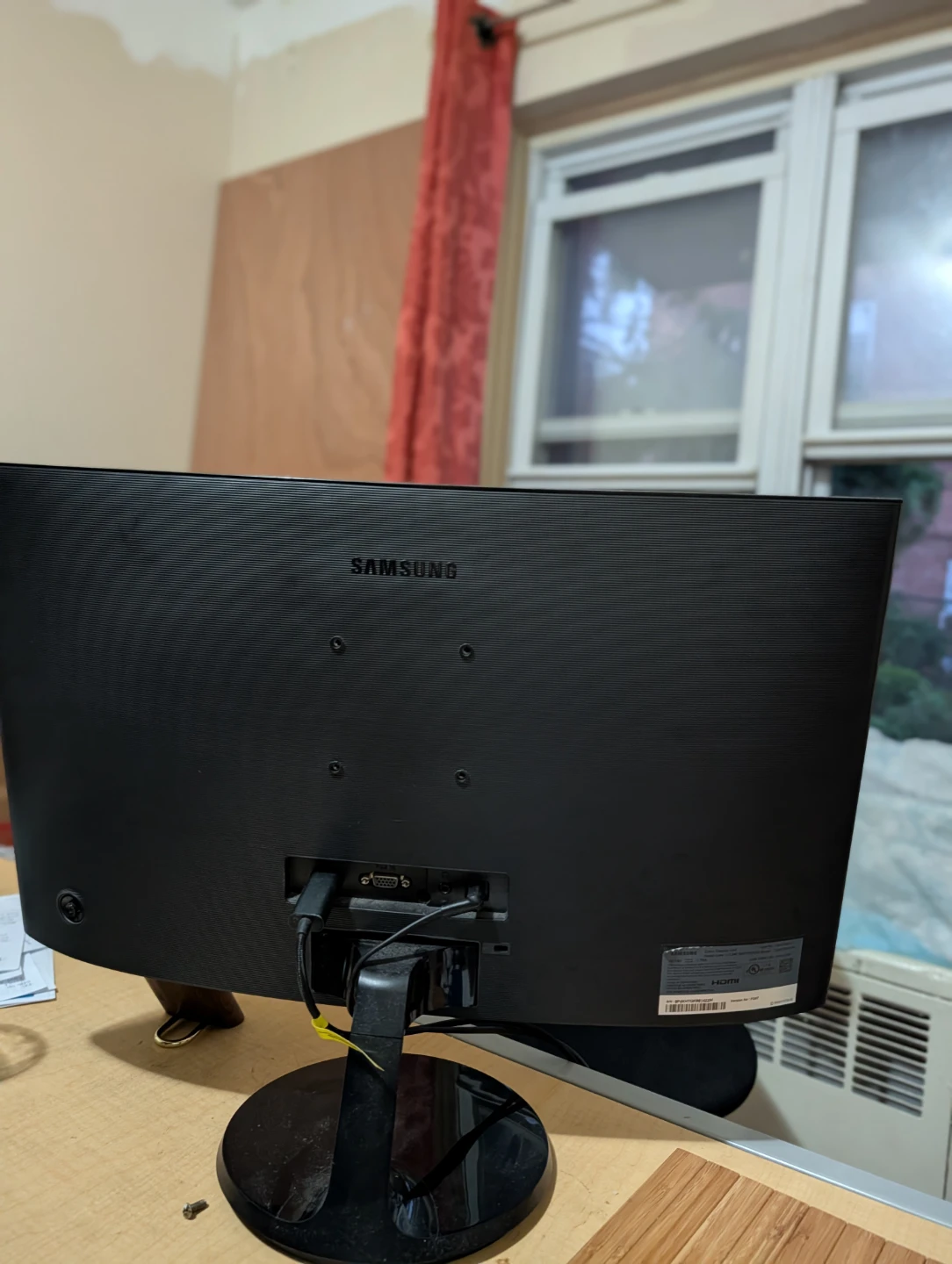 Samsung 21.5" Curved LED Monitor - photo 3