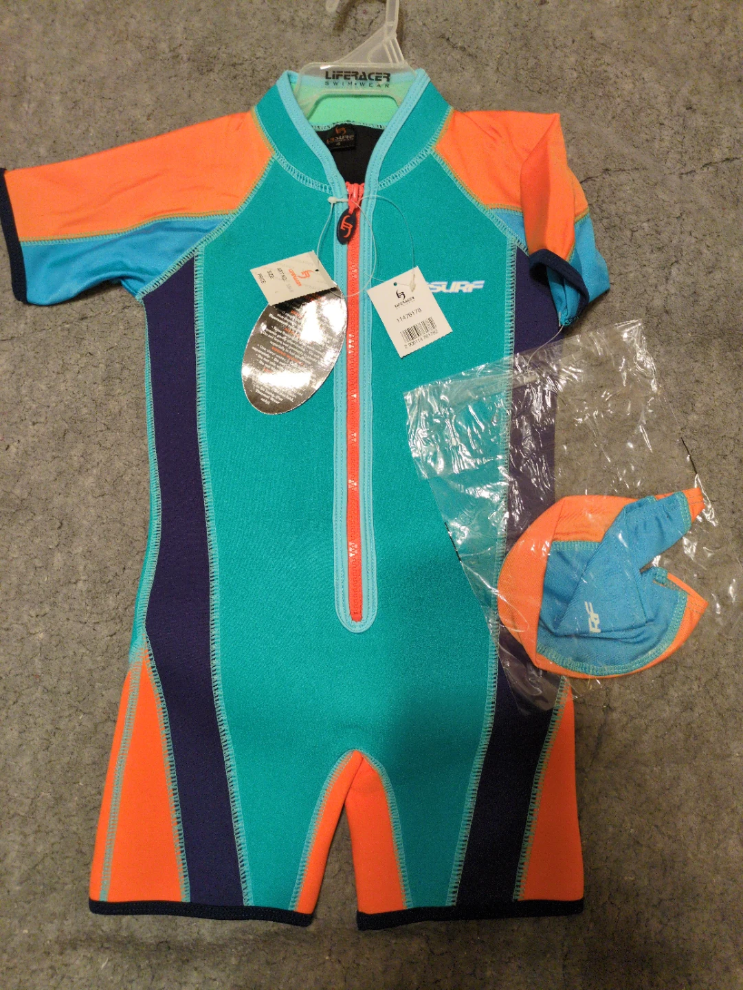 Liferacer Kids Surf Swimwear Set Size 4