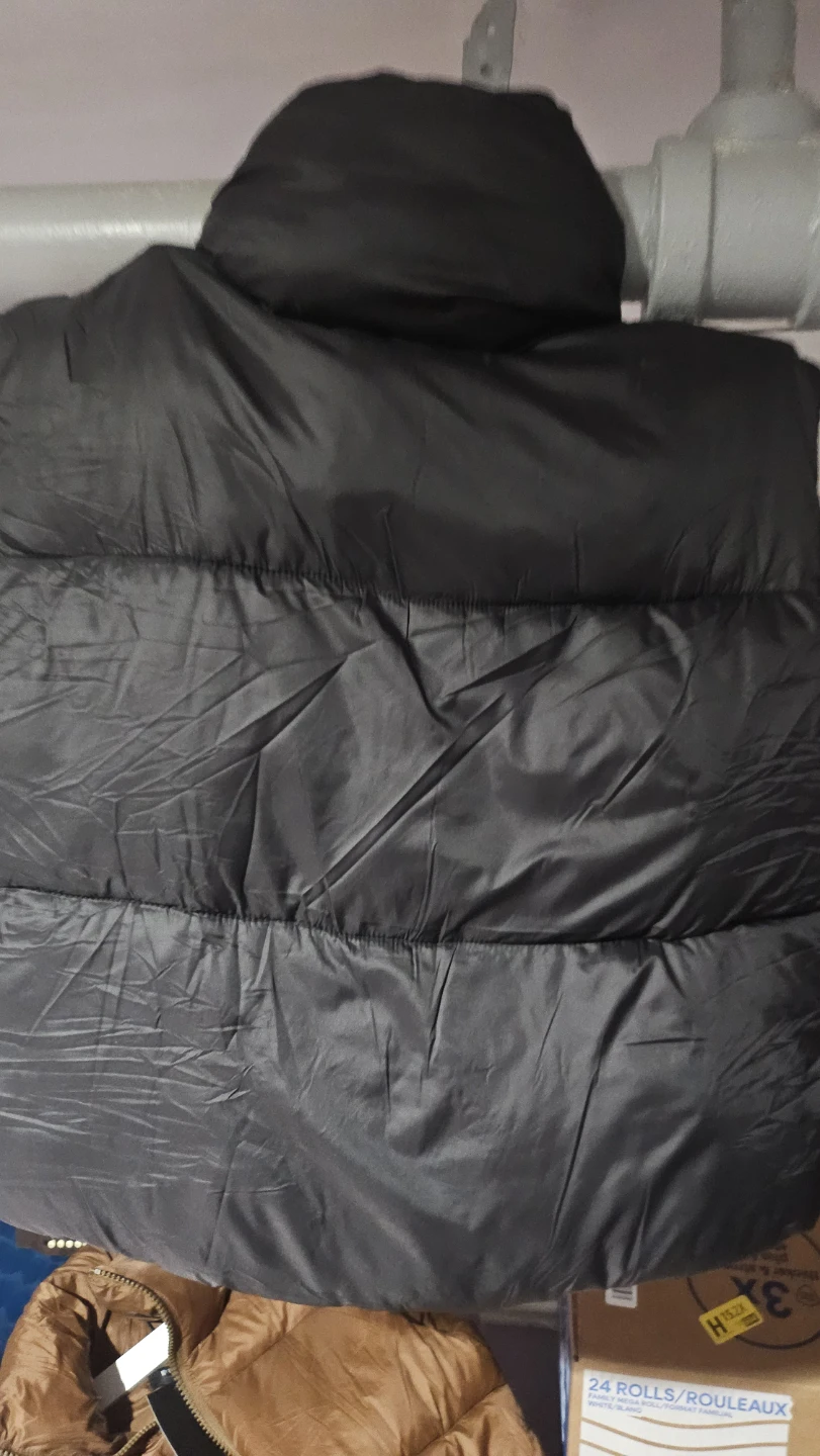 Black puffer vest - photo 2
