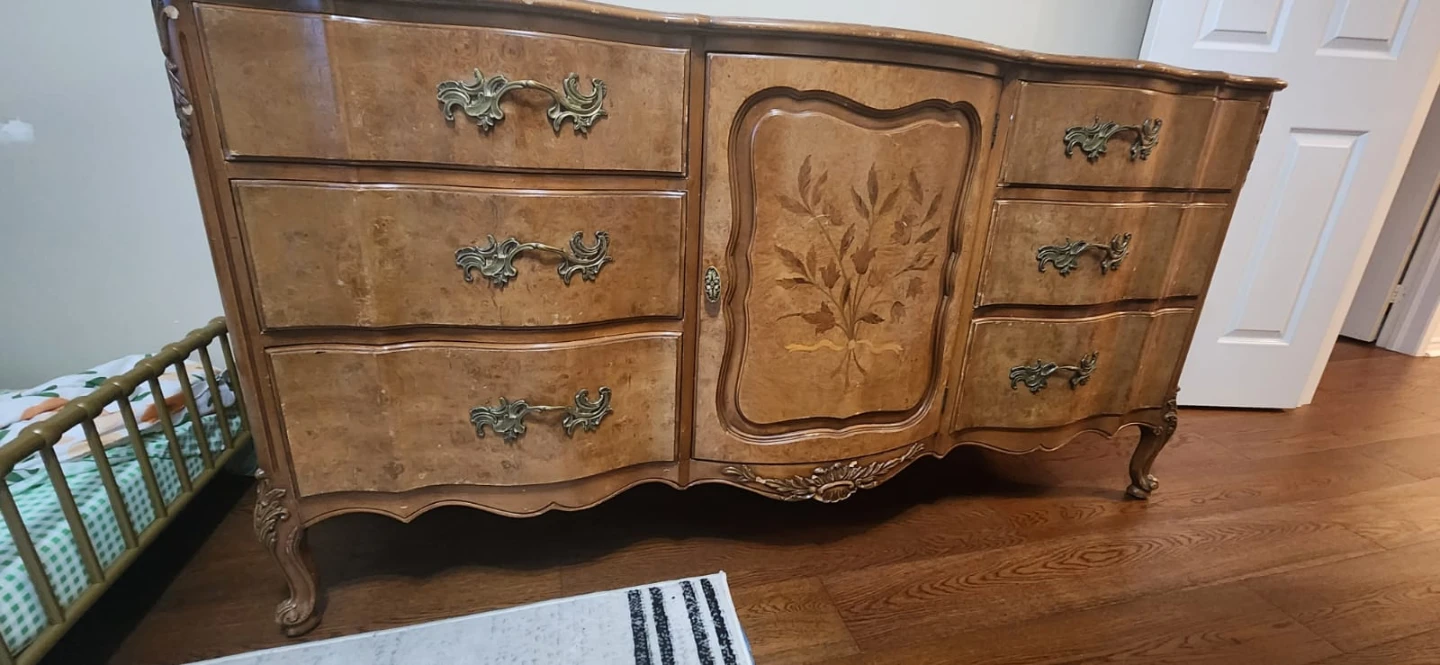Vintage French Provincial Style Dresser - photo 2
